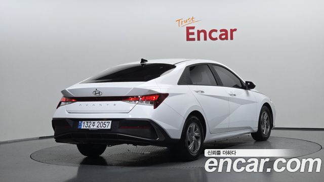 Hyundai Avante (CN7) 1.6 Smart 2024 — фото 2
