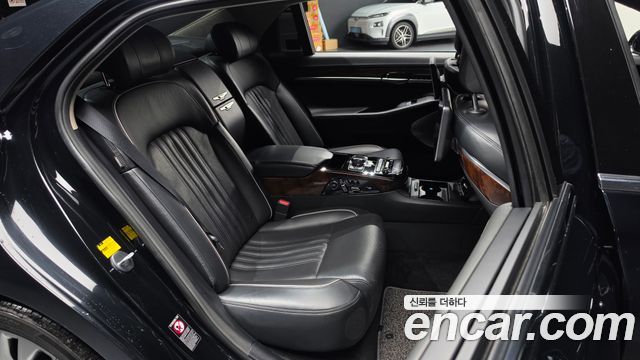 Genesis EQ900 5.0 GDI AWD Prestige 2016 — фото 12