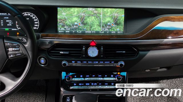 Genesis EQ900 5.0 GDI AWD Prestige 2016 — фото 15
