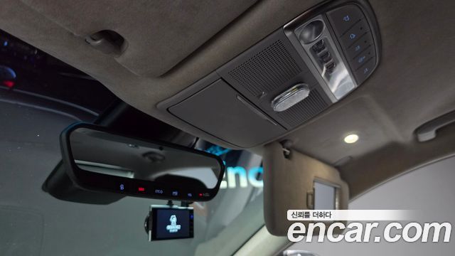 Genesis EQ900 5.0 GDI AWD Prestige 2016 — фото 30