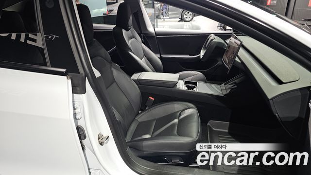 Tesla Model 3 RWD 2024 — фото 25