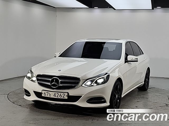 Mercedes-Benz E-Class (W212) E200 Avantgarde