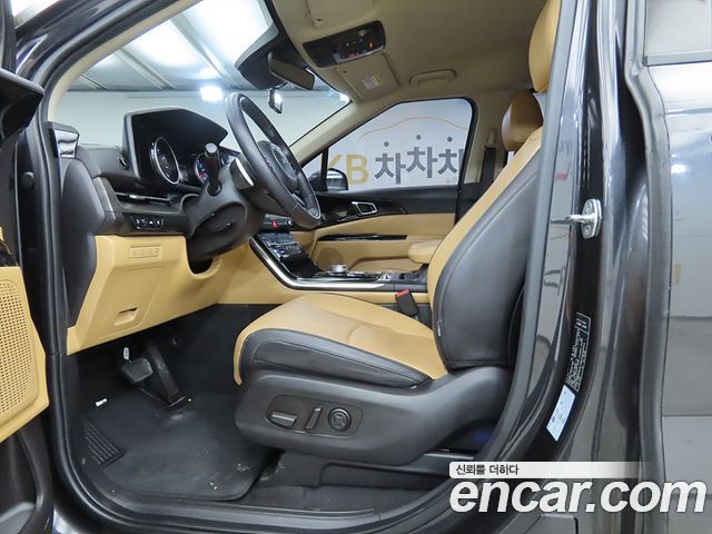 Kia Carnival (IV) Gasoline 9-Seater Noblesse 2023 — фото 5