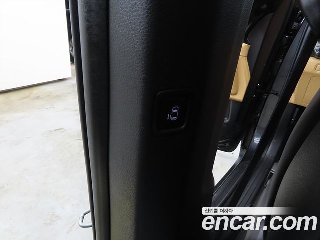 Kia Carnival (IV) Gasoline 9-Seater Noblesse 2023 — фото 17