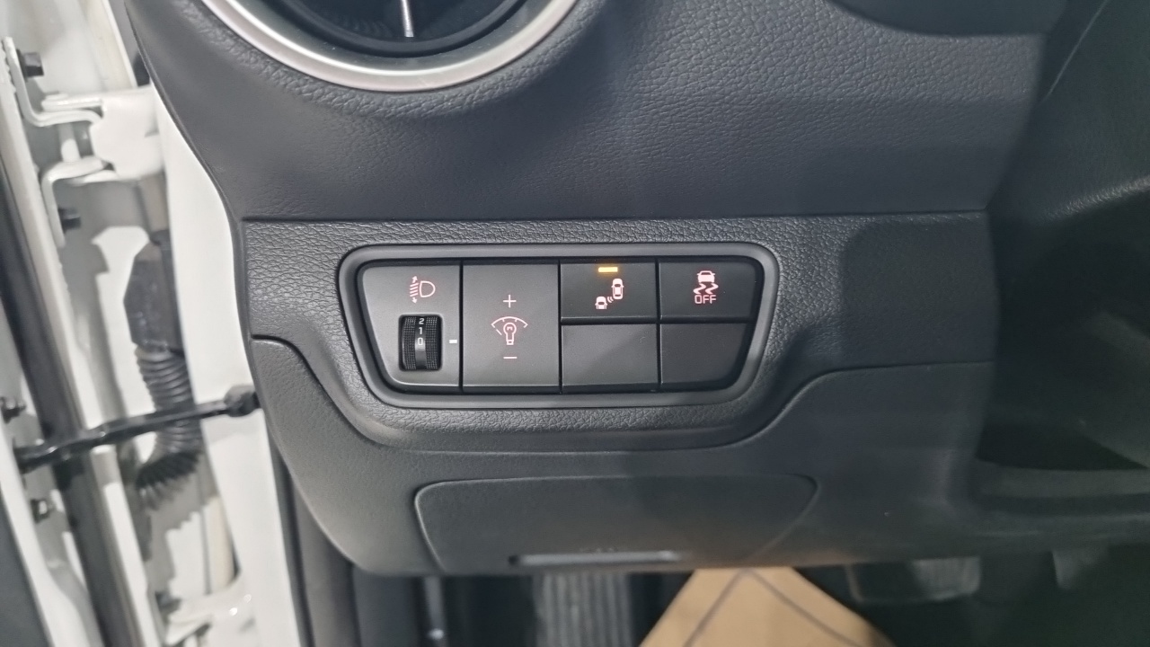 Kia K3 (II) 1.6 Trendy 2023 — фото 20