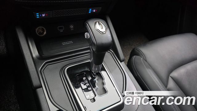 KG Mobility (SsangYong) Rexton Sports Khan Diesel 2.2 4WD Dynamic Edition (5-Link) 2021 — фото 9