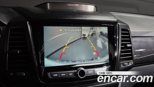 KG Mobility (SsangYong) Rexton Sports Khan Diesel 2.2 4WD Dynamic Edition (5-Link) 2021 — фото 19