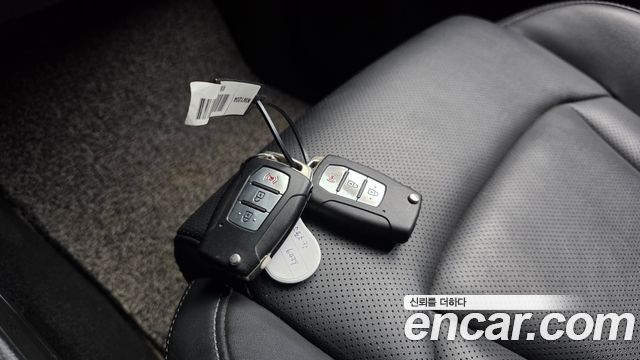 KG Mobility (SsangYong) Rexton Sports Khan Diesel 2.2 4WD Dynamic Edition (5-Link) 2021 — фото 20