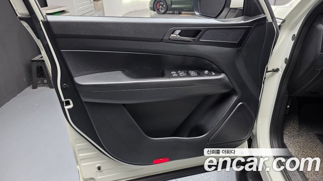 KG Mobility (SsangYong) Rexton Sports Khan Diesel 2.2 4WD Dynamic Edition (5-Link) 2021 — фото 30