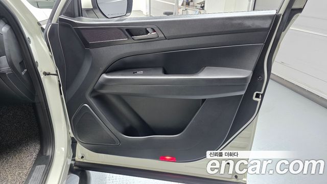 KG Mobility (SsangYong) Rexton Sports Khan Diesel 2.2 4WD Dynamic Edition (5-Link) 2021 — фото 31