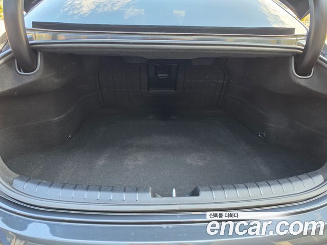 Hyundai Grandeur (IG) 2.4 Premium 2018 — фото 8