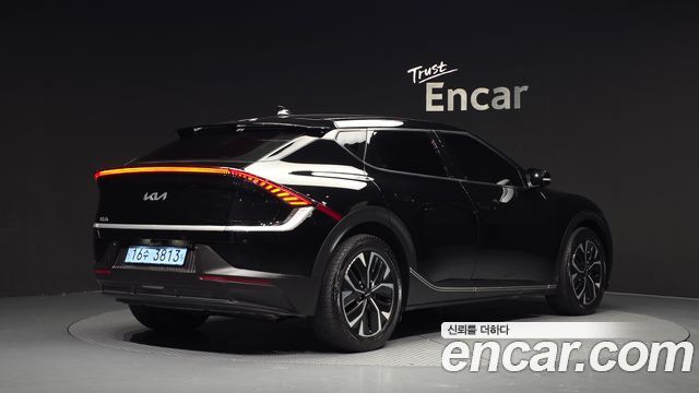 Kia EV6 Standard Air 2022 — фото 2