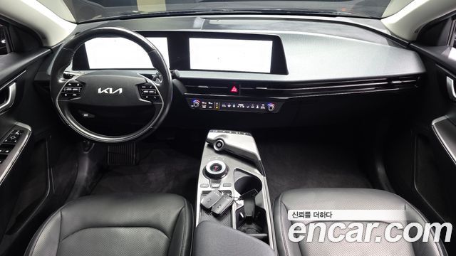 Kia EV6 Standard Air 2022 — фото 7