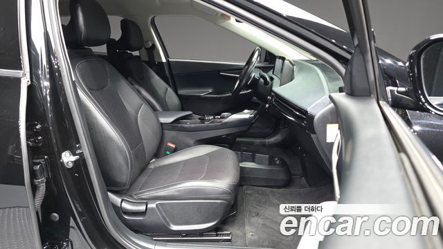 Kia EV6 Standard Air 2022 — фото 11