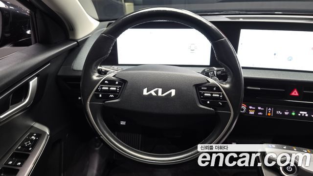 Kia EV6 Standard Air 2022 — фото 13