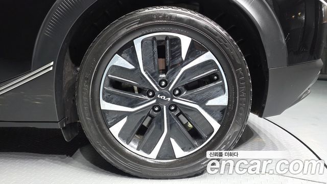 Kia EV6 Standard Air 2022 — фото 21