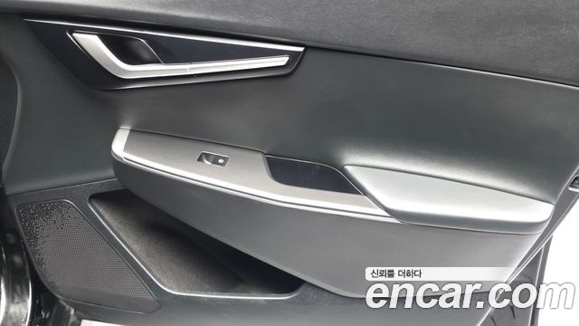 Kia EV6 Standard Air 2022 — фото 25