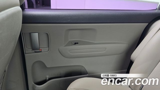 Kia Carnival 9-Seater Luxury 2019 — фото 25