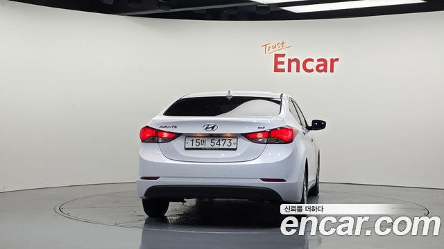 Hyundai Avante 1.6 GDi Smart Standard 2015 — фото 4