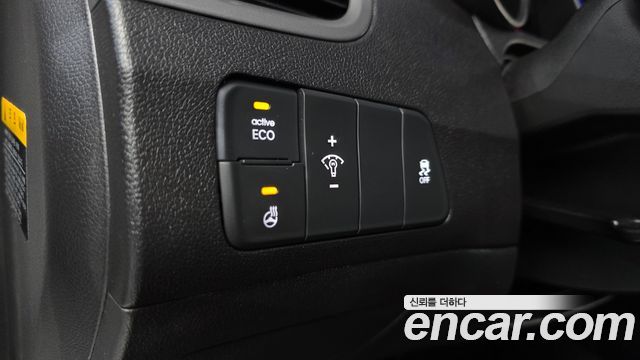 Hyundai Avante 1.6 GDi Smart Standard 2015 — фото 18