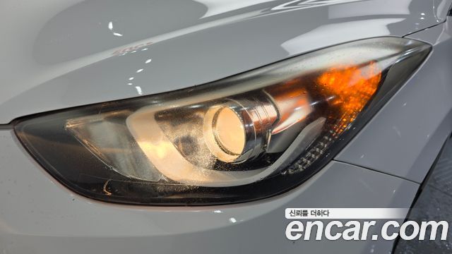 Hyundai Avante 1.6 GDi Smart Standard 2015 — фото 22