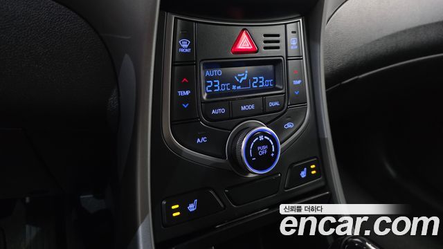 Hyundai Avante 1.6 GDi Smart Standard 2015 — фото 27