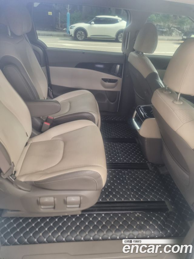 Kia Carnival (IV) Diesel 7-Seater Signature 2021 — фото 10