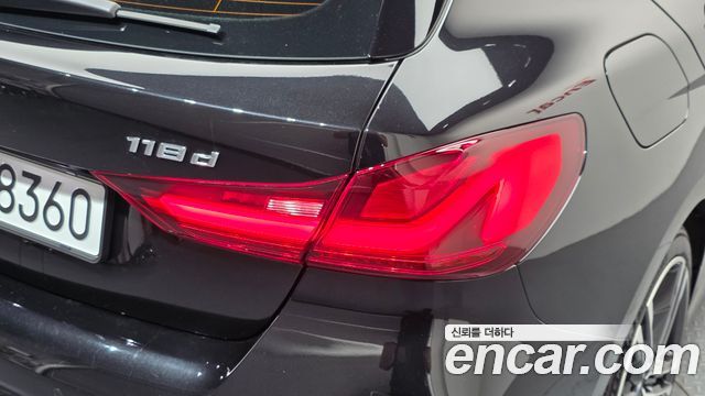 BMW 1 Series (F40) 118d M Sport 2021 — фото 29