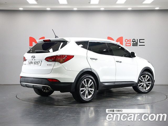 Hyundai Santa Fe (DM) Diesel(e-VGT) 2.0 2WD Morden 2013 — фото 3