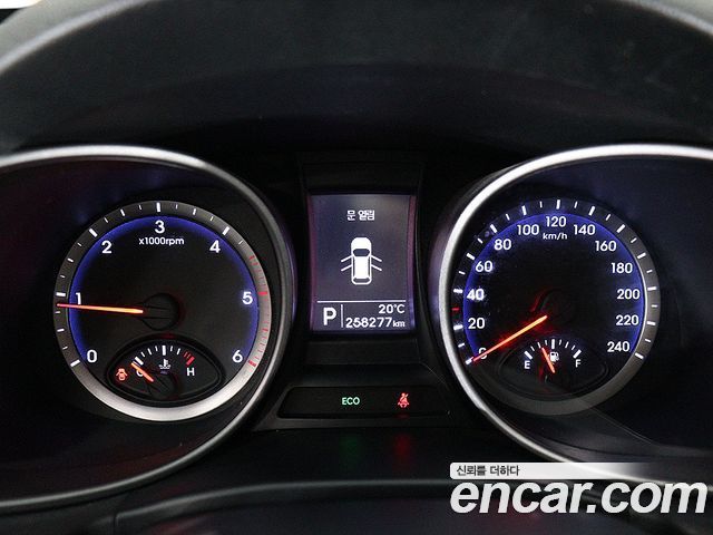 Hyundai Santa Fe (DM) Diesel(e-VGT) 2.0 2WD Morden 2013 — фото 6