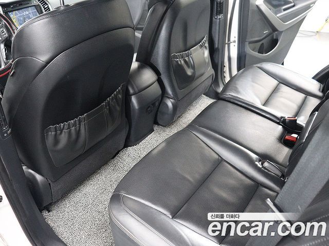 Hyundai Santa Fe (DM) Diesel(e-VGT) 2.0 2WD Morden 2013 — фото 20