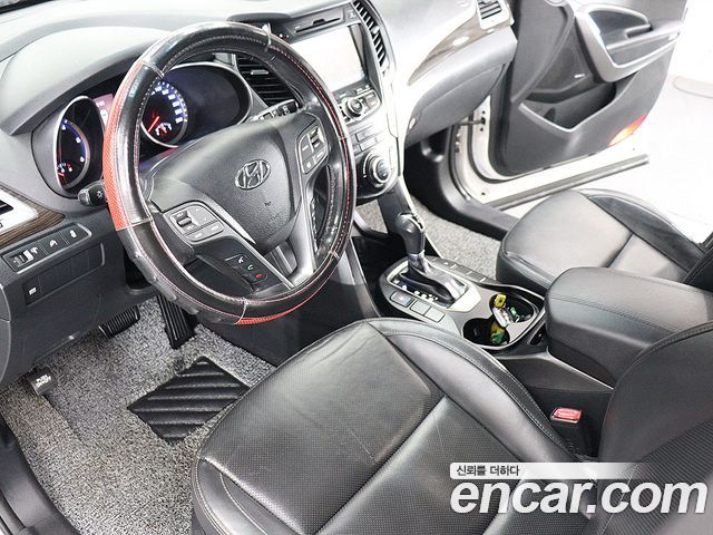 Hyundai Santa Fe (DM) Diesel(e-VGT) 2.0 2WD Morden 2013 — фото 21