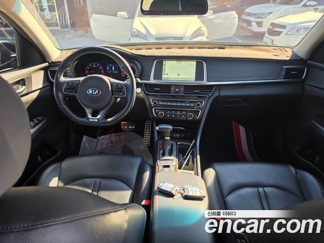 Kia K5 (II) 2.0 SX Noblesse 2016 — фото 9