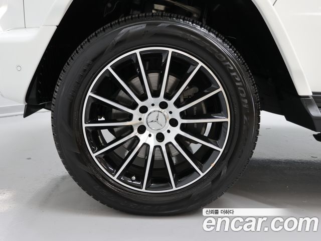 Mercedes-Benz G-Class (W463b) G400d 2024 — фото 5