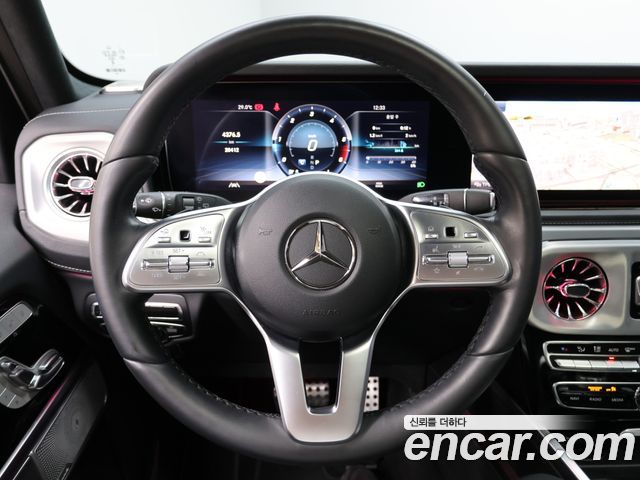 Mercedes-Benz G-Class (W463b) G400d 2024 — фото 17