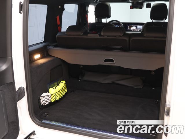 Mercedes-Benz G-Class (W463b) G400d 2024 — фото 24