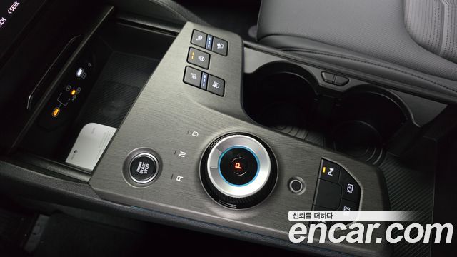 Kia Sportage Hybrid (V) HEV 1.6 2WD Signature 2025 — фото 9