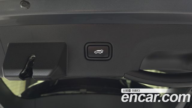 Kia Sportage Hybrid (V) HEV 1.6 2WD Signature 2025 — фото 32