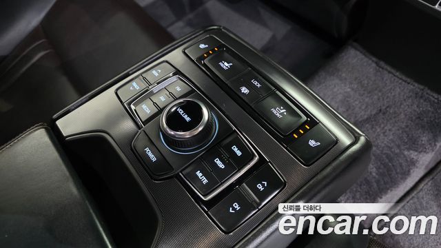 Genesis G80 3.3 T-GDI AWD Sport 2017 — фото 18