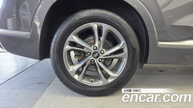 Hyundai Santa Fe (TM) Diesel 2,0 4WD Inspiration 2019 — фото 5