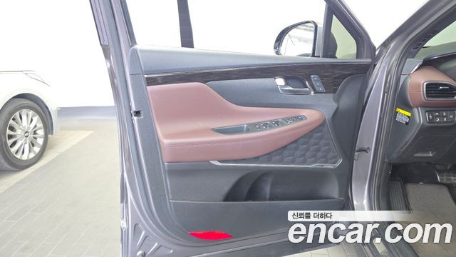Hyundai Santa Fe (TM) Diesel 2,0 4WD Inspiration 2019 — фото 24