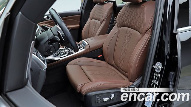 BMW X7 (G07) xDrive 40i M Sport 7STR 2021 — фото 6