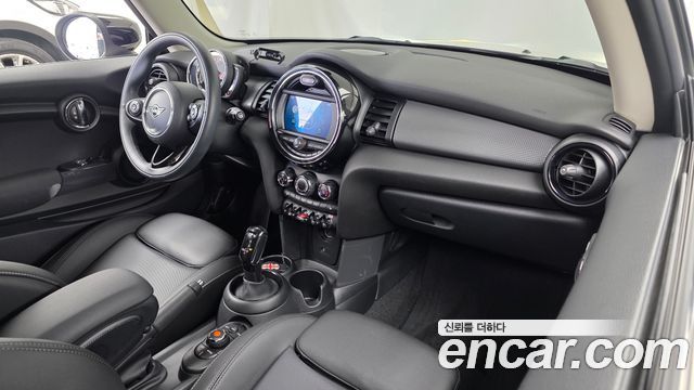 MINI Cooper Standard Third Generation 2020 — фото 7