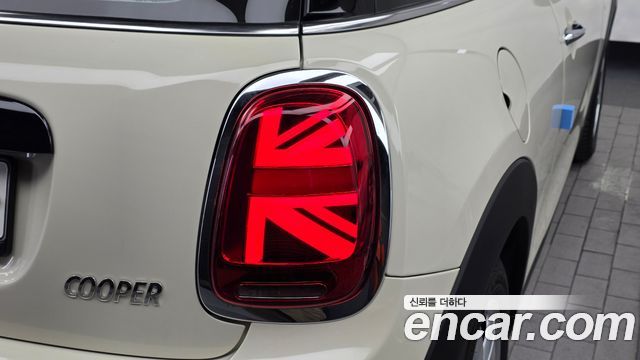 MINI Cooper Standard Third Generation 2020 — фото 23