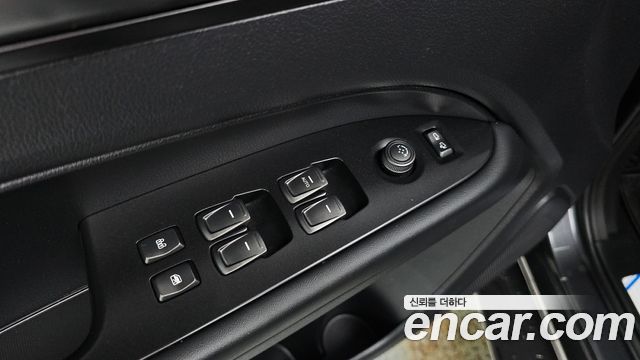 KG Mobility (SsangYong) Rexton Sports Diesel 2.2 4WD Prestige 2021 — фото 16