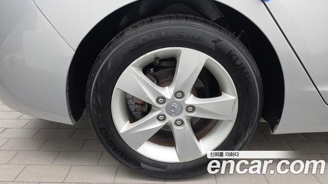 Hyundai Avante (MD) M16 GDI Luxury 2012 — фото 5
