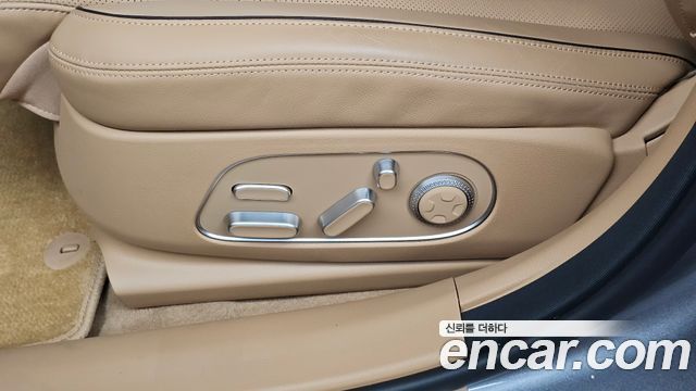 Genesis G90 (RS4) Gasoline 3.5 Turbo AWD 2026 — фото 26