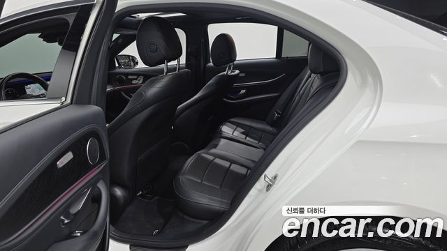 Mercedes-Benz E-Class (W213) E220d 4MATIC AMG Line 2021 — фото 11