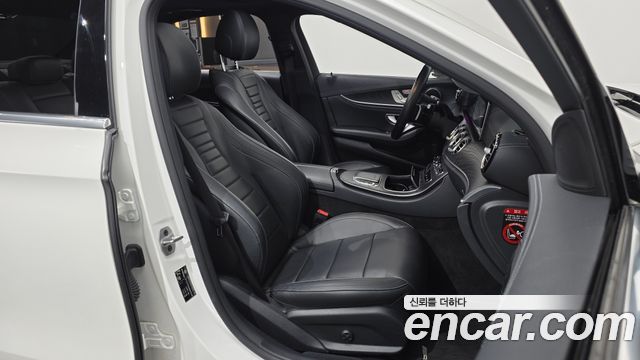 Mercedes-Benz E-Class (W213) E220d 4MATIC AMG Line 2021 — фото 12