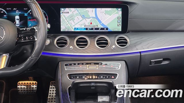 Mercedes-Benz E-Class (W213) E220d 4MATIC AMG Line 2021 — фото 14
